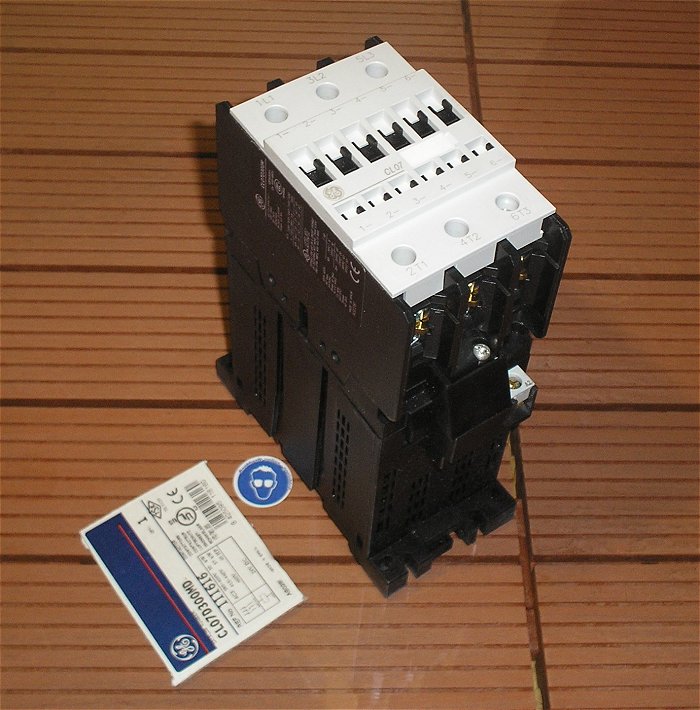 hq Leistungsschütz 24V DC 3S 30kW GE General Electric CL07D300M 111616 EAN 8425095116160